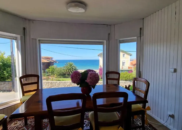 Vakantiehuis Con Jardin Y Vistas Al Mar