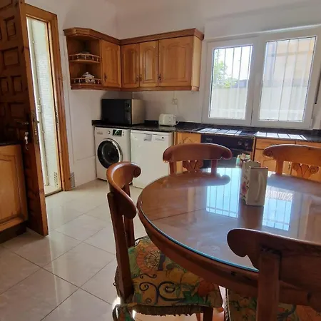 Дом отдыха Con Jardin Y Vistas Al Mar *